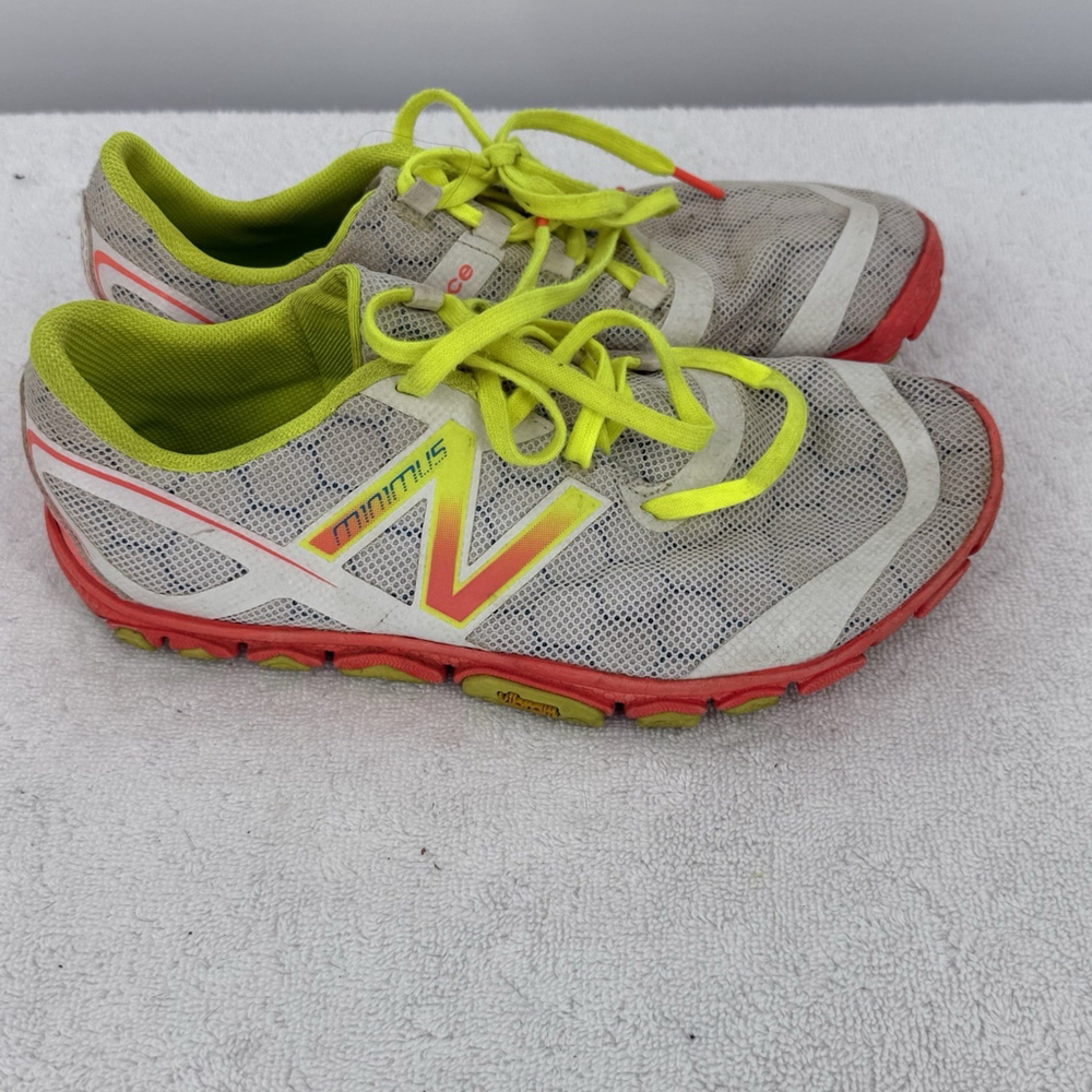 New Balance Women's Minimus 10v2 Running Shoes White Size 6